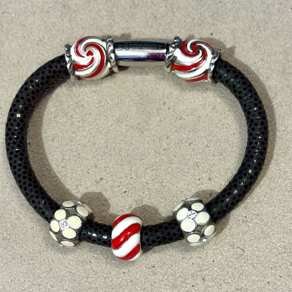 Charms, beads, & jewelry by Brighton & others for the Christmas holiday & winter - Picture 10 of 10